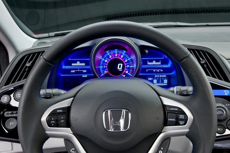  Honda CR-Z EX 2011 года  (фото 3 из 27)